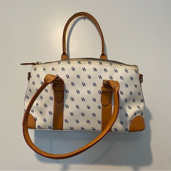 Dooney & Bourke vintage shoulder bag - Picture 4 of 14